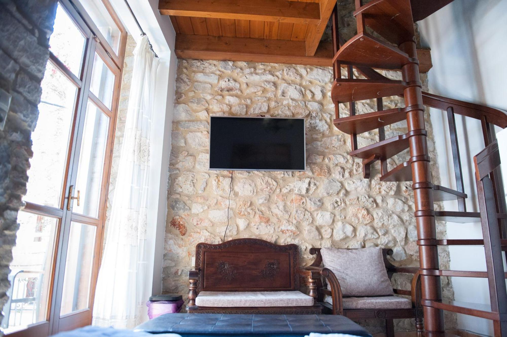Seafront Stone Suites فونيتسا المظهر الخارجي الصورة