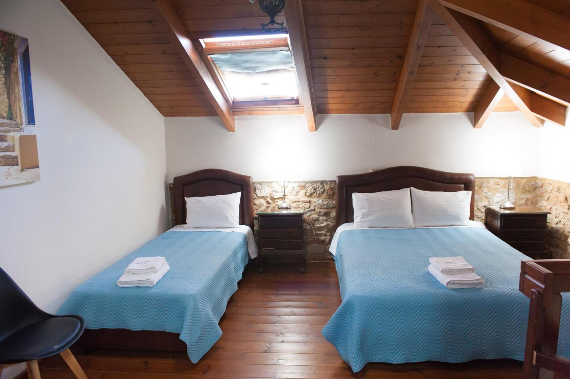 Seafront Stone Suites فونيتسا المظهر الخارجي الصورة